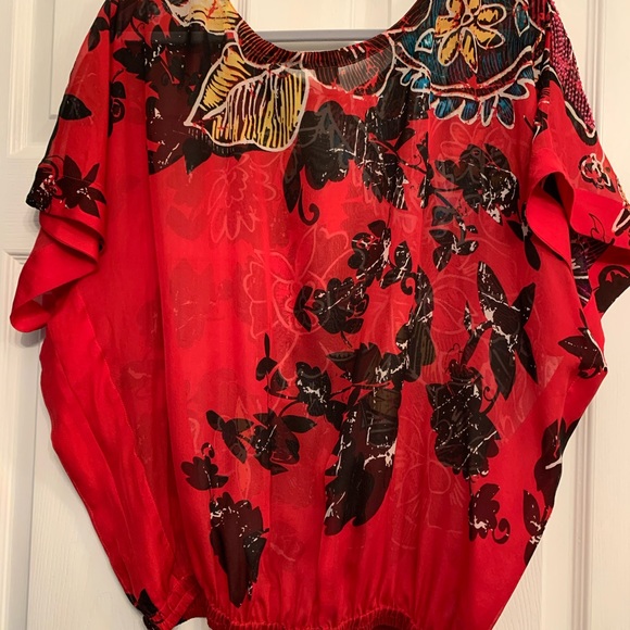 Chico’s Beautiful Sheer Top - Picture 4 of 4